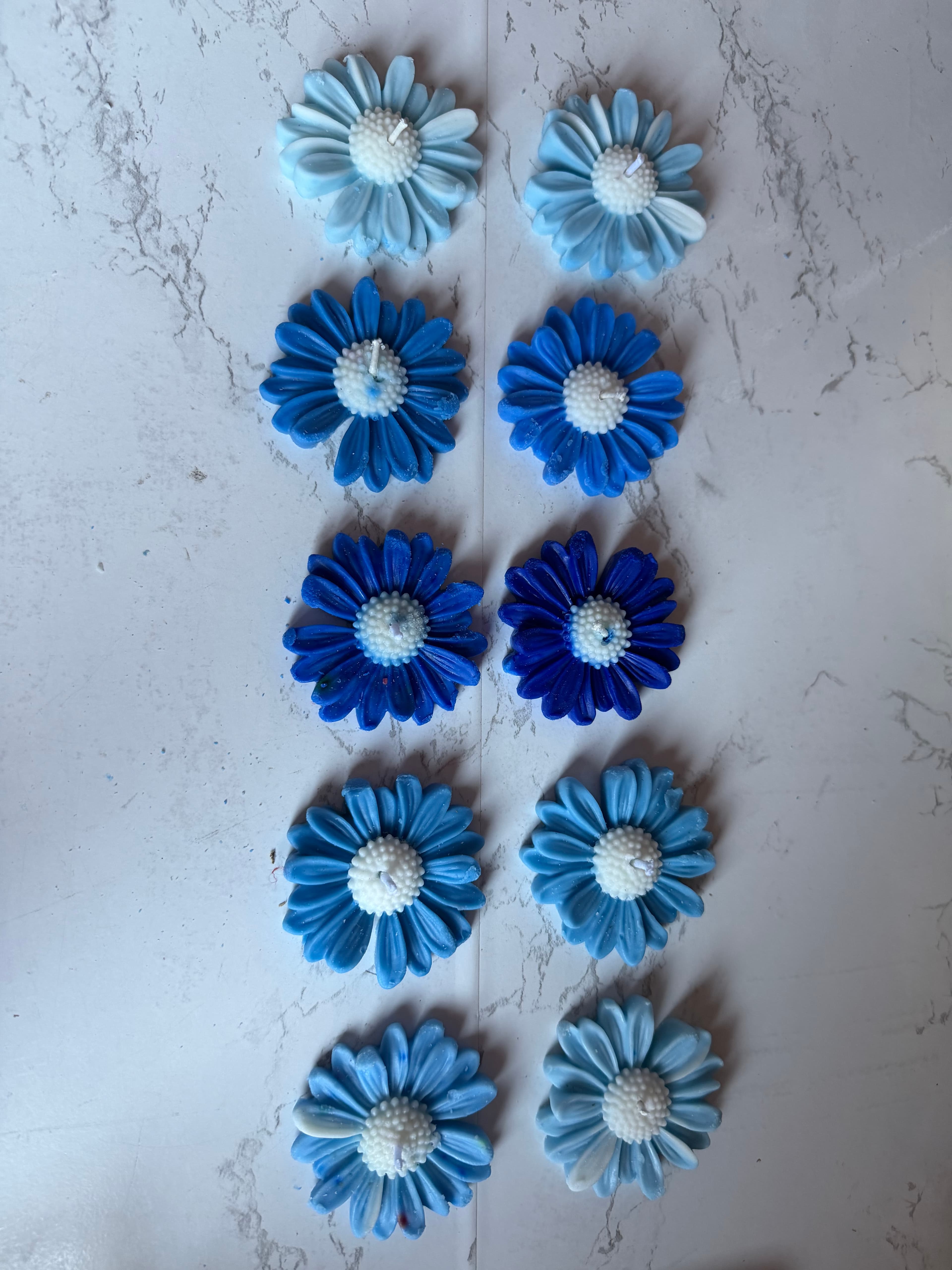 Handmade Flower Scented candle 2