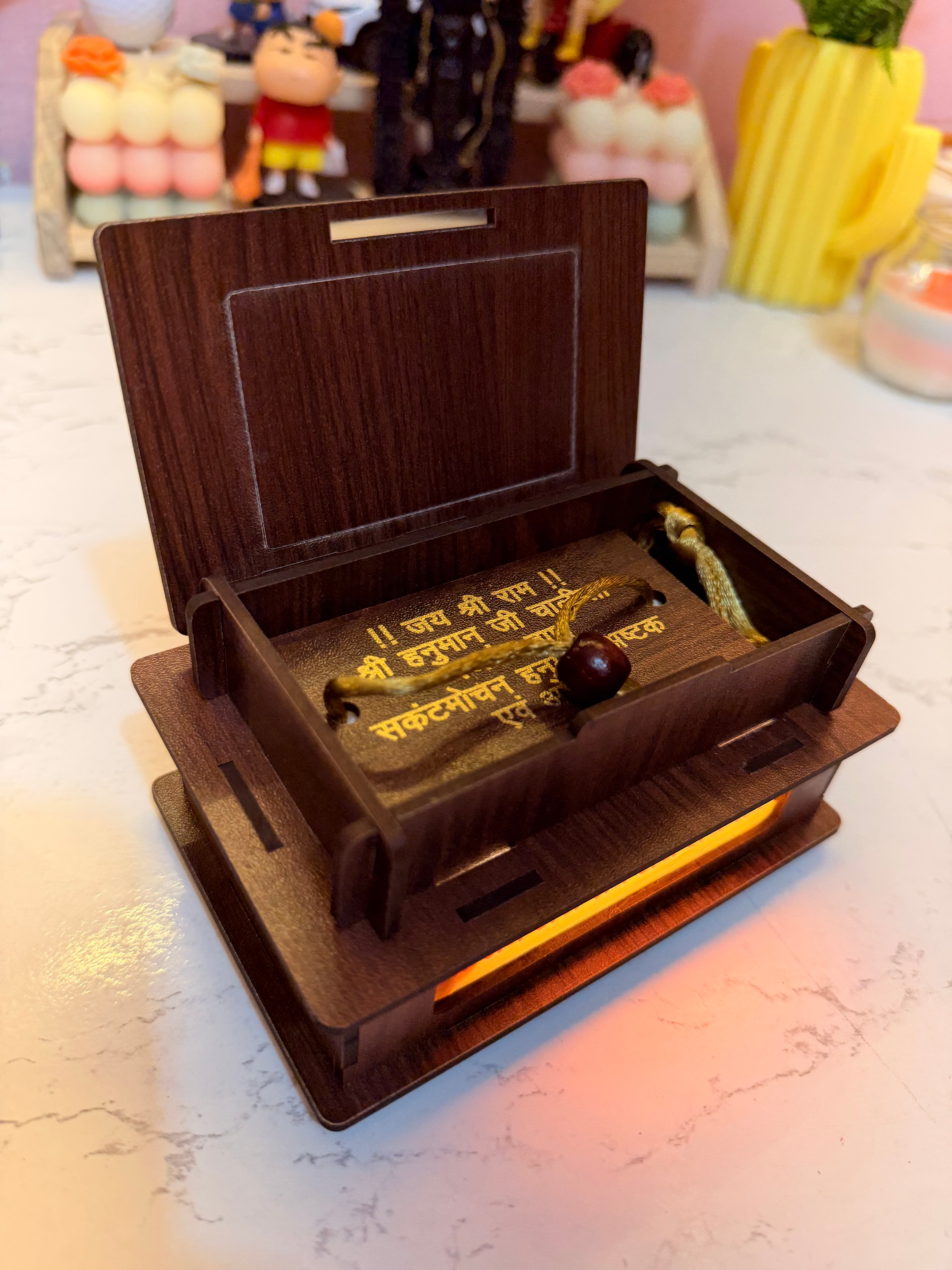 Hanuman Chalisa Chanting Box With 10 Devotional Bhajans